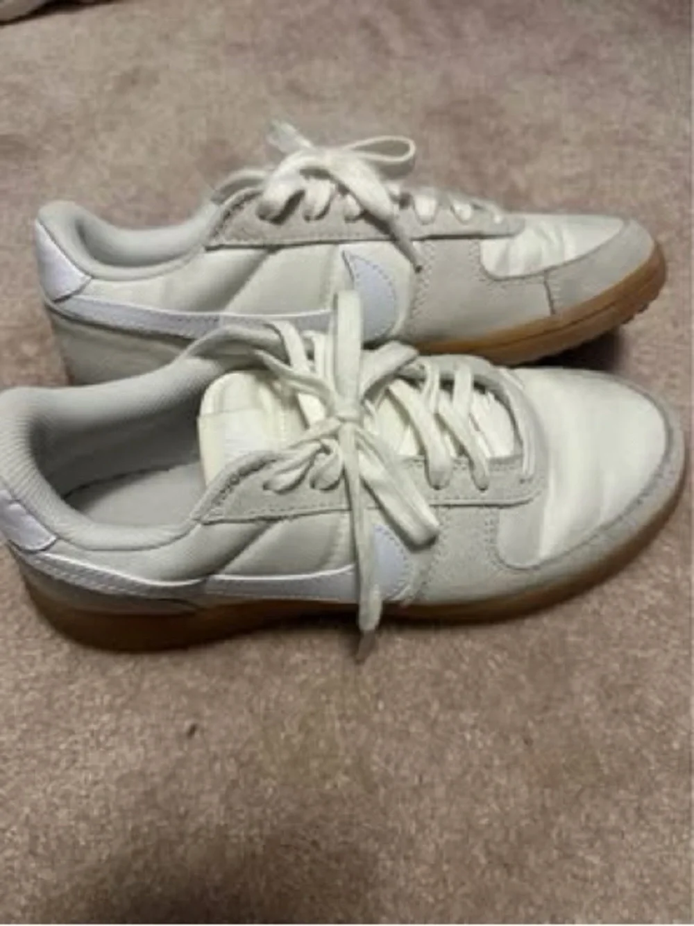 Nike Kids White Sneakers 7Y
